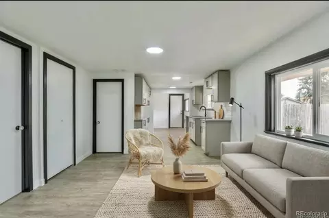 1542 Yosemite St, Denver, CO 80220