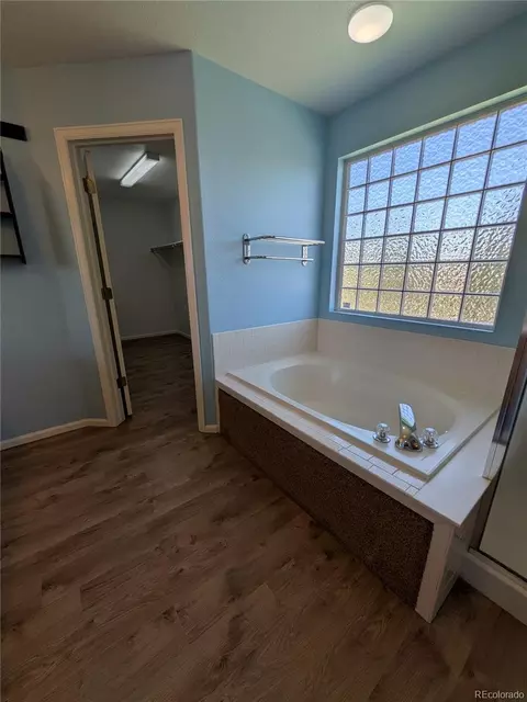 Bath - 19613 E 39th Ave, Denver, CO 80249 photo 4 of 7