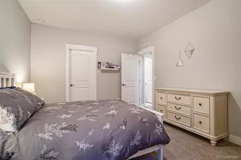 Bedroom - 9962 E 60th Ave, Denver, CO 80238 photo 7 of 9