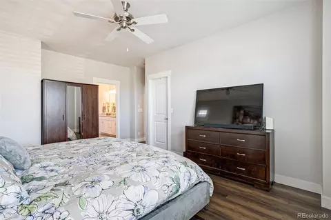 Bedroom - 9962 E 60th Ave, Denver, CO 80238 photo 3 of 9