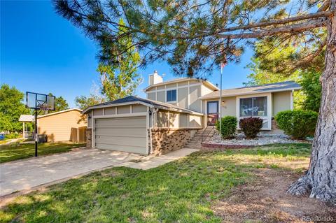 17570 E Grand Dr, Aurora, CO 80015 photo 1