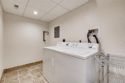 17570 E Grand Dr, Aurora, CO 80015 photo 24