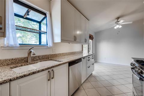 17570 E Grand Dr, Aurora, CO 80015 photo 8