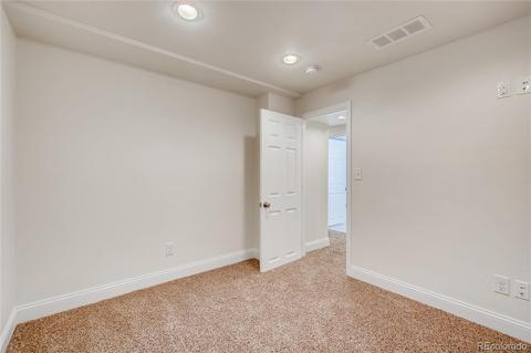17570 E Grand Dr, Aurora, CO 80015 photo 22