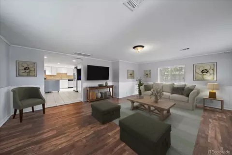 2001 W Wesley Ave, Englewood, CO 80110