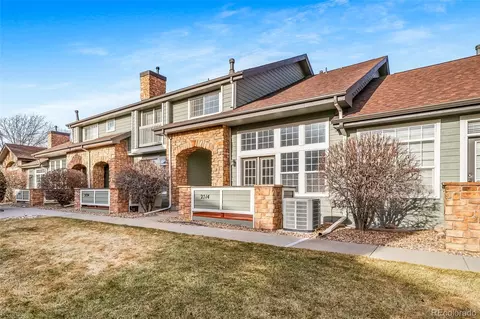 2714 W Greens Ln, Littleton, CO 80123