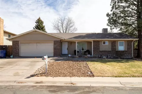 1996 S Olathe St, Aurora, CO 80013