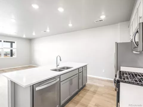 22280 E 8th Ave, Aurora, CO 80018 photo 8