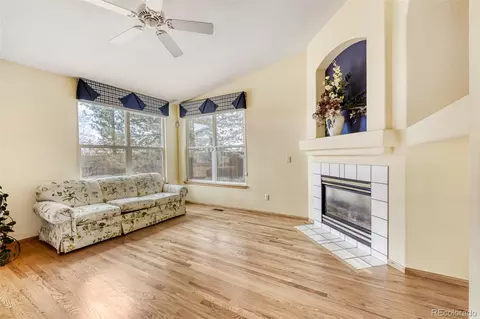 Living - 18379 E Linvale Dr, Aurora, CO 80013 photo 4 of 4
