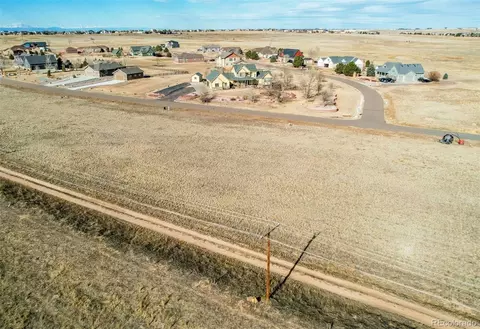 49920 Antelope Dr E, Bennett, CO 80102 photo 4