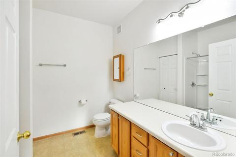 12201 E 2nd Dr, Aurora, CO 80011 photo 12