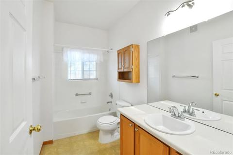 12201 E 2nd Dr, Aurora, CO 80011 photo 13