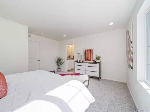 22182 E 38th Pl, Aurora, CO 80019 photo 17