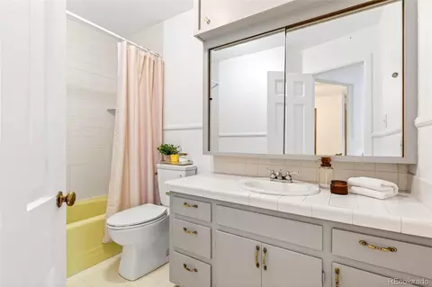 Bath - 5200 Eldridge St, Arvada, CO 80002 photo 1 of 2