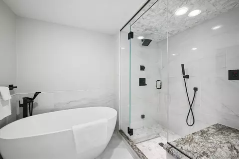 Bath - 16035 Double Eagle Dr #A, Morrison, CO 80465 photo 3 of 5