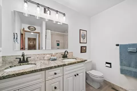 Bath - 16035 Double Eagle Dr #A, Morrison, CO 80465 photo 4 of 5