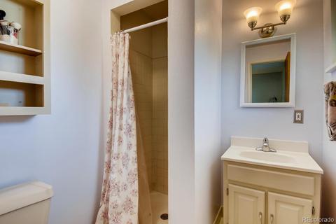 7075 S Clermont Dr, Centennial, CO 80122 photo 17