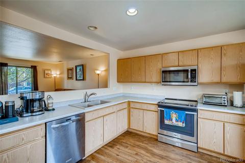 5107 E 100th Ln, Thornton, CO 80229 photo 9