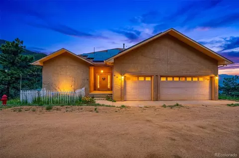950 Sugar Lf, Manitou Springs, CO 80829
