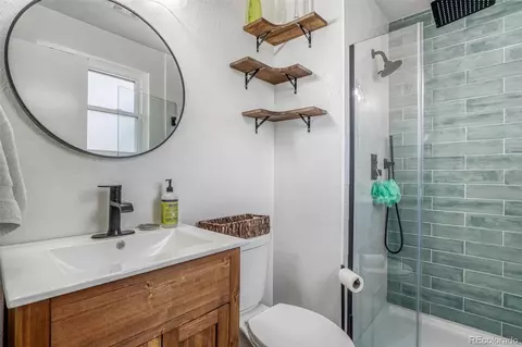 Bath - 14863 E Colgate Dr, Aurora, CO 80014 photo 1 of 4