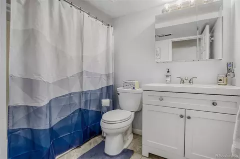 Bath - 14863 E Colgate Dr, Aurora, CO 80014 photo 3 of 4