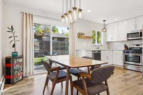 3850 S Olathe Cir, Aurora, CO 80013