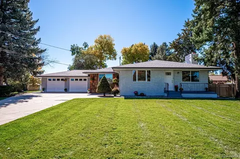 8690 W Jefferson Ave, Lakewood, CO 80235