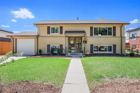 3065 Zion St, Aurora, CO 80011