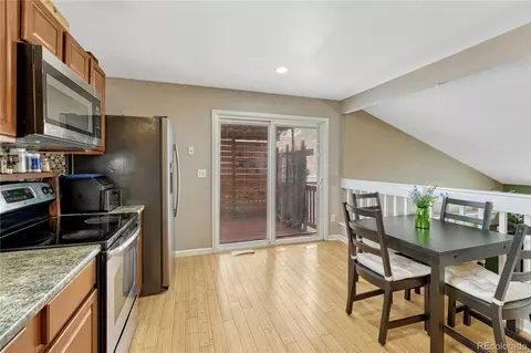 Kitchen - 17988 E Bethany Pl, Aurora, CO 80013 photo 5 of 5