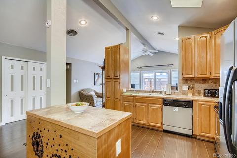 12385 E 54th Avenue Dr, Denver, CO 80239 photo 8