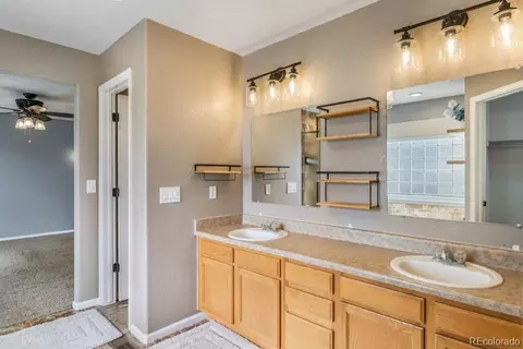 Bath - 15152 E 117th Pl, Brighton, CO 80603 photo 4 of 6