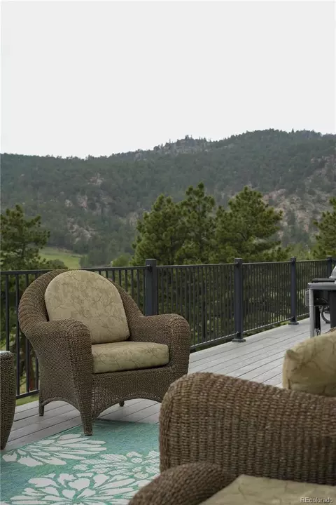 Exterior - 1404 Rowell Dr, Lyons, CO 80540 photo 9 of 11