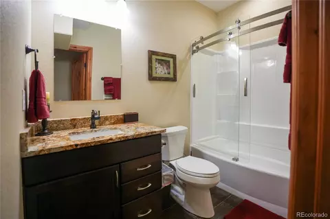 Bath - 1404 Rowell Dr, Lyons, CO 80540 photo 6 of 7