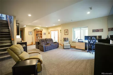 Living - 1404 Rowell Dr, Lyons, CO 80540 photo 2 of 2