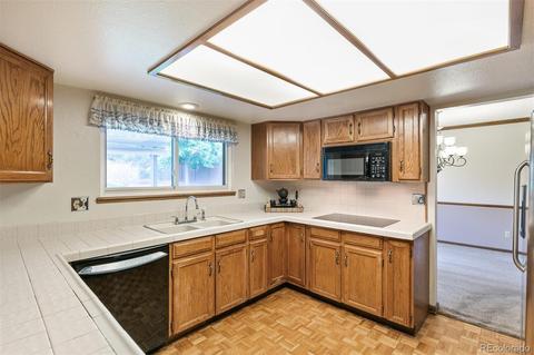 7909 S Monaco Ct, Centennial, CO 80112 photo 13
