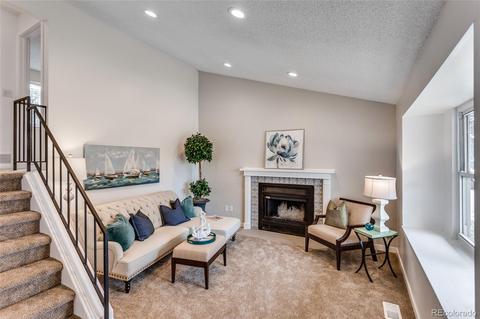 4320 Eugene Way, Denver, CO 80239 photo 3