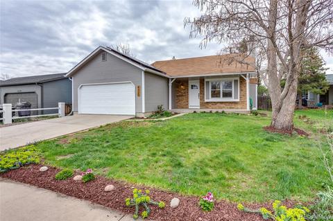 4320 Eugene Way, Denver, CO 80239 photo 2
