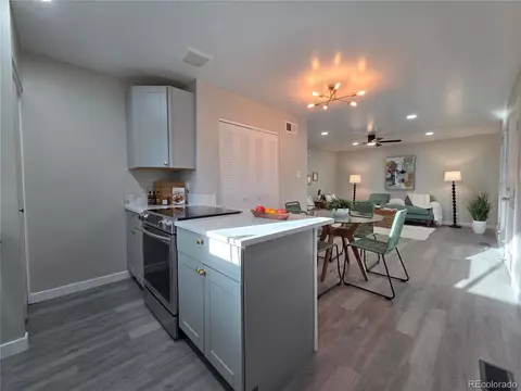 1250 S Monaco Pkwy #17, Denver, CO 80224