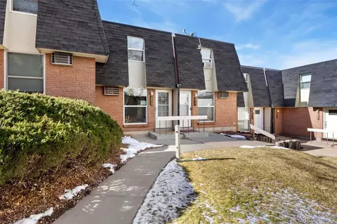 5819 S Pearl St, Centennial, CO 80121
