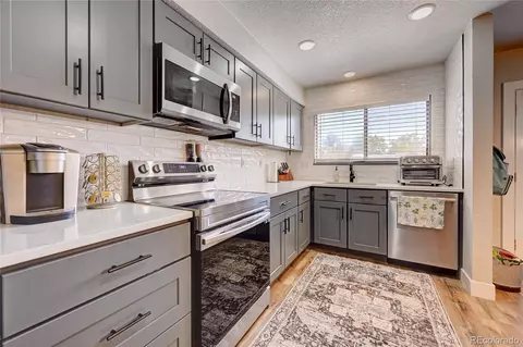 Kitchen - 1210 S Carson Way, Aurora, CO 80012 photo 2 of 2