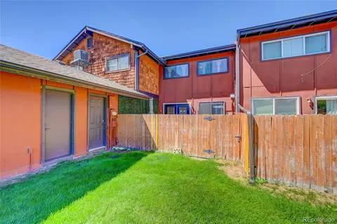 Exterior - 1210 S Carson Way, Aurora, CO 80012 photo 2 of 4