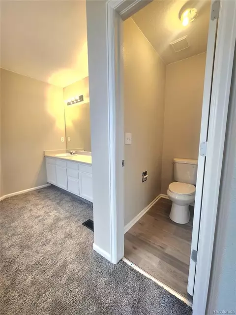 Bath - 19913 E 59th Ave, Aurora, CO 80019 photo 3 of 5