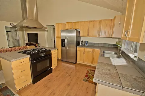 Kitchen - 48 Crestone Overlook Overlook, Crestone, CO 81131 photo 2 of 2