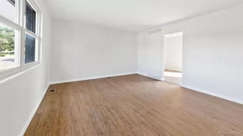 5505 Eagle St, Denver, CO 80239 photo 6