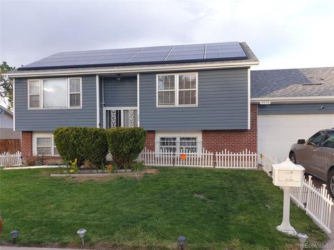 5072 Upton Ct, Denver, CO 80239 photo 1
