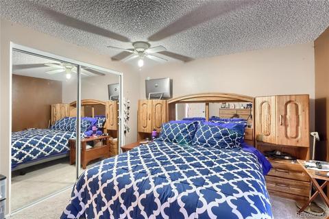 5072 Upton Ct, Denver, CO 80239 photo 9