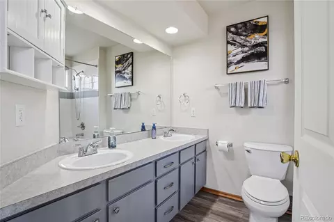 Bath - 4145 E 119th Pl #B, Thornton, CO 80233 photo 1 of 4