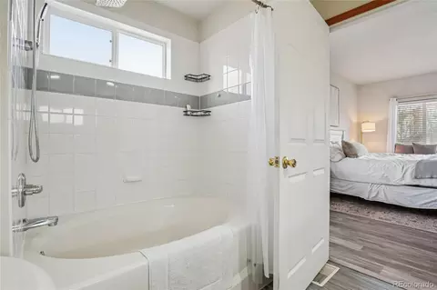 Bath - 4145 E 119th Pl #B, Thornton, CO 80233 photo 2 of 4