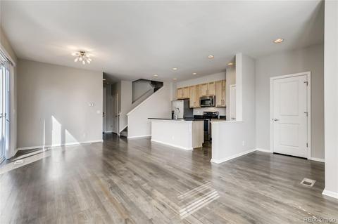 10943 E 28th Pl, Denver, CO 80238 photo 5