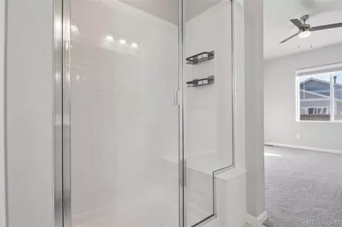 Bath - 6900 E 119th Pl, Thornton, CO 80233 photo 3 of 4